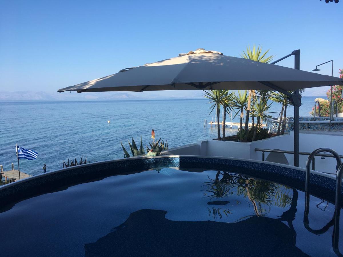 Villa Evita Mesongi Bagian luar foto