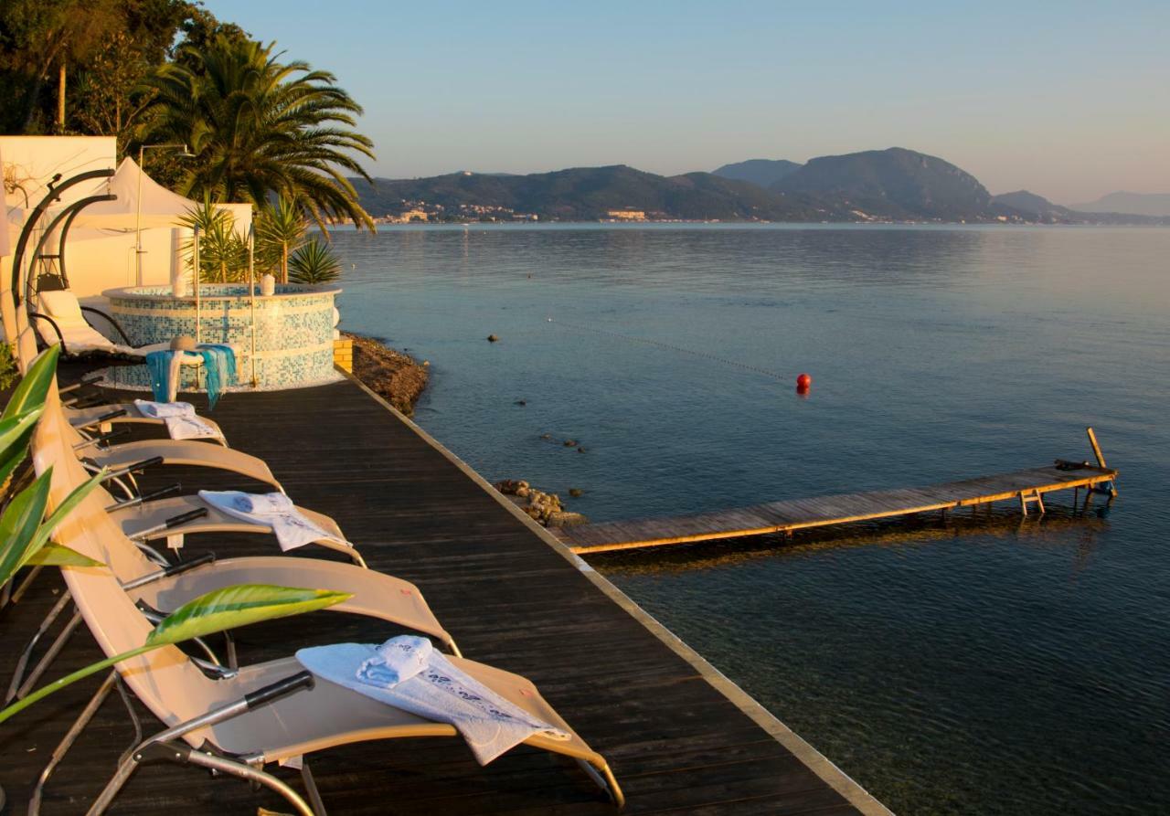 Villa Evita Mesongi Bagian luar foto